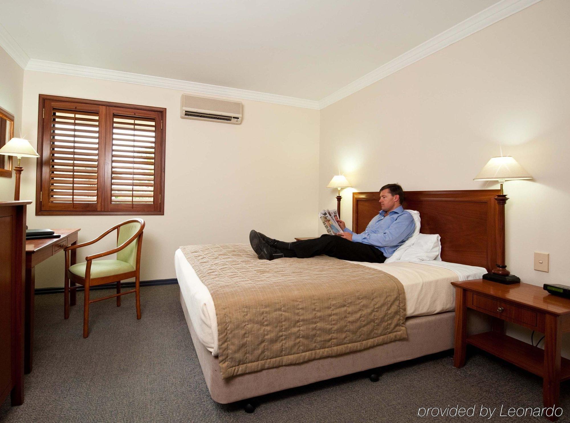 Ramada By Wyndham Brisbane Windsor Hotel Bilik gambar
